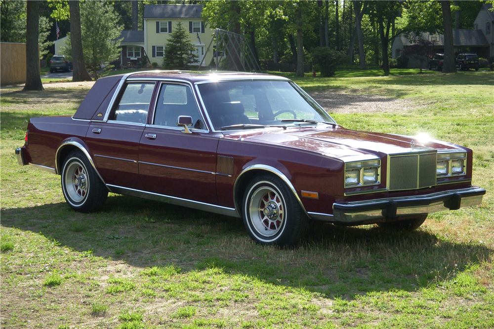 1982 CHRYSLER NEW YORKER 