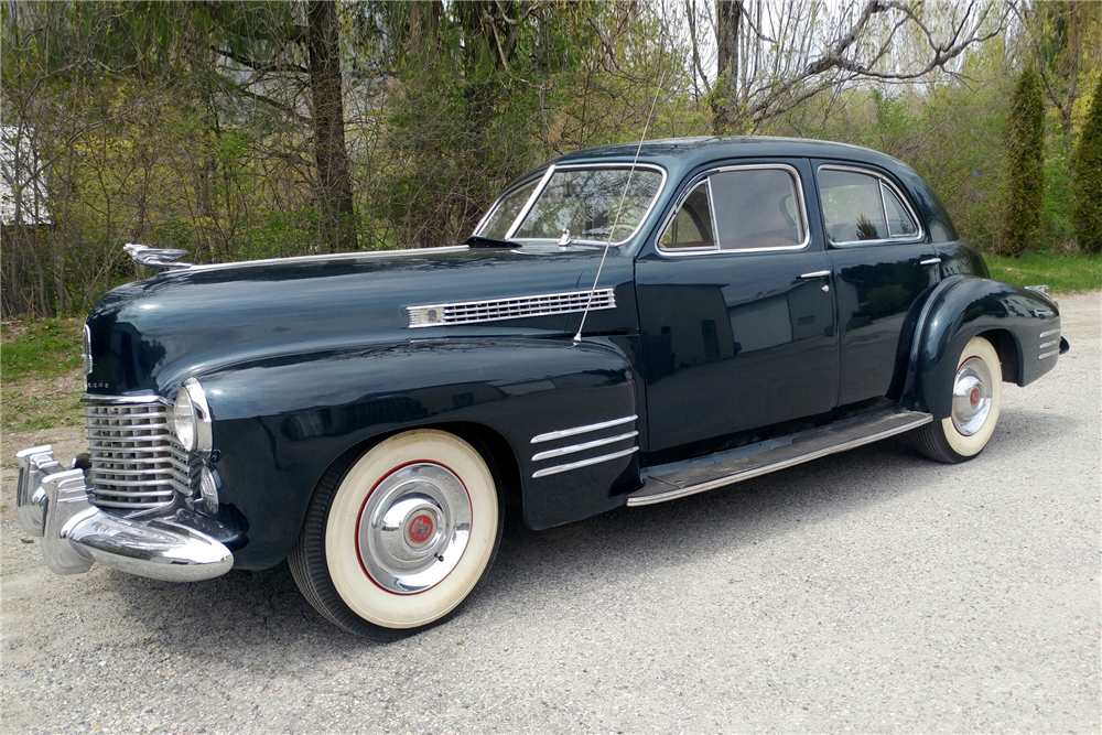 1941 CADILLAC SERIES 62 