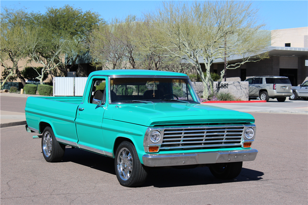 1967 FORD F-100 CUSTOM PICKUP