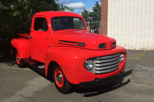 1949 FORD F-1 PICKUP