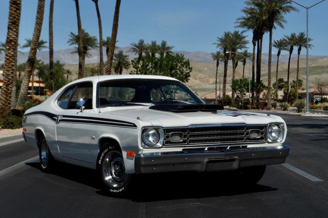 1973 PLYMOUTH DUSTER 