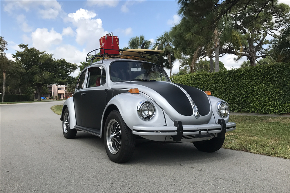 1971 VOLKSWAGEN SUPER BEETLE CUSTOM SEDAN