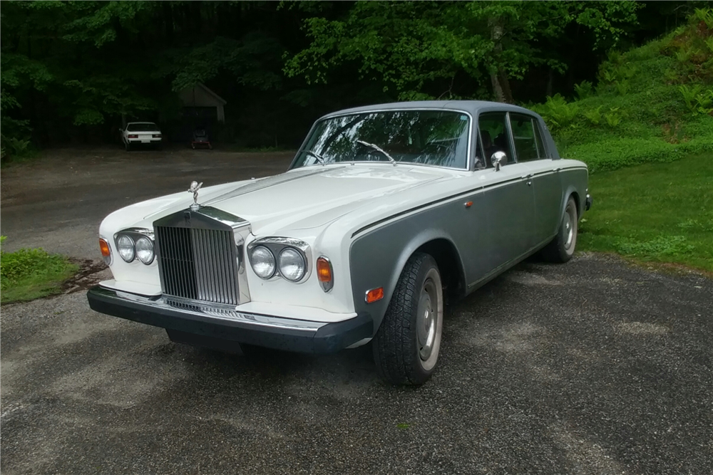 1974 ROLLS-ROYCE SILVER SHADOW 