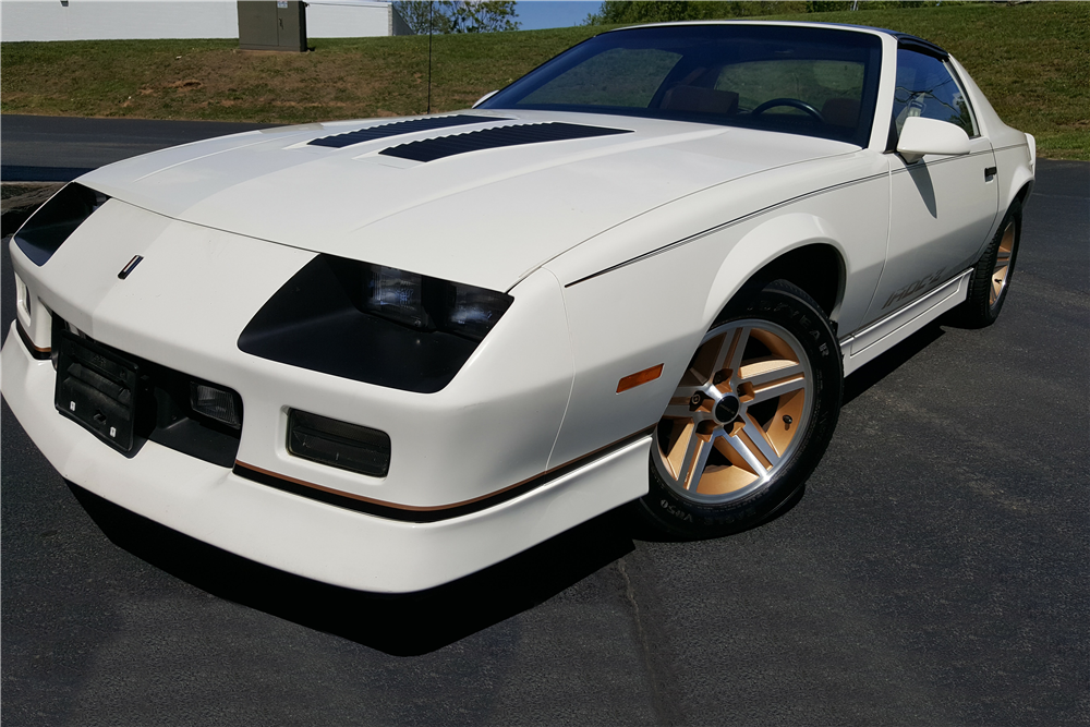 1985 CHEVROLET CAMARO IROC Z/28 