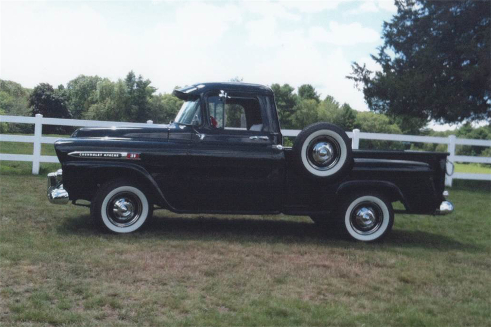 1959 CHEVROLET APACHE PICKUP