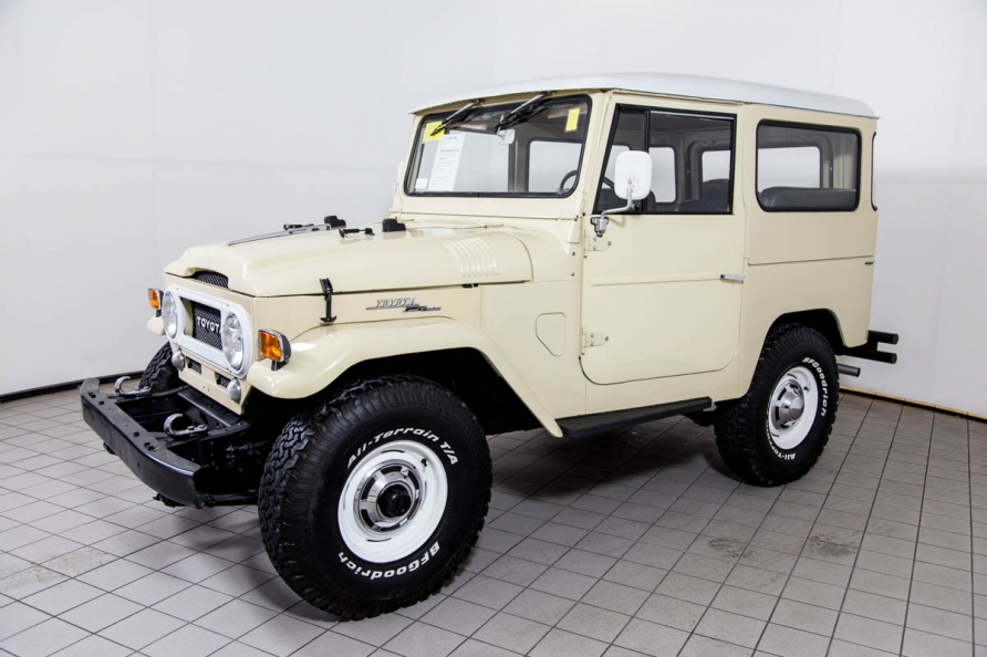 1969 TOYOTA LAND CRUISER FJ-40 