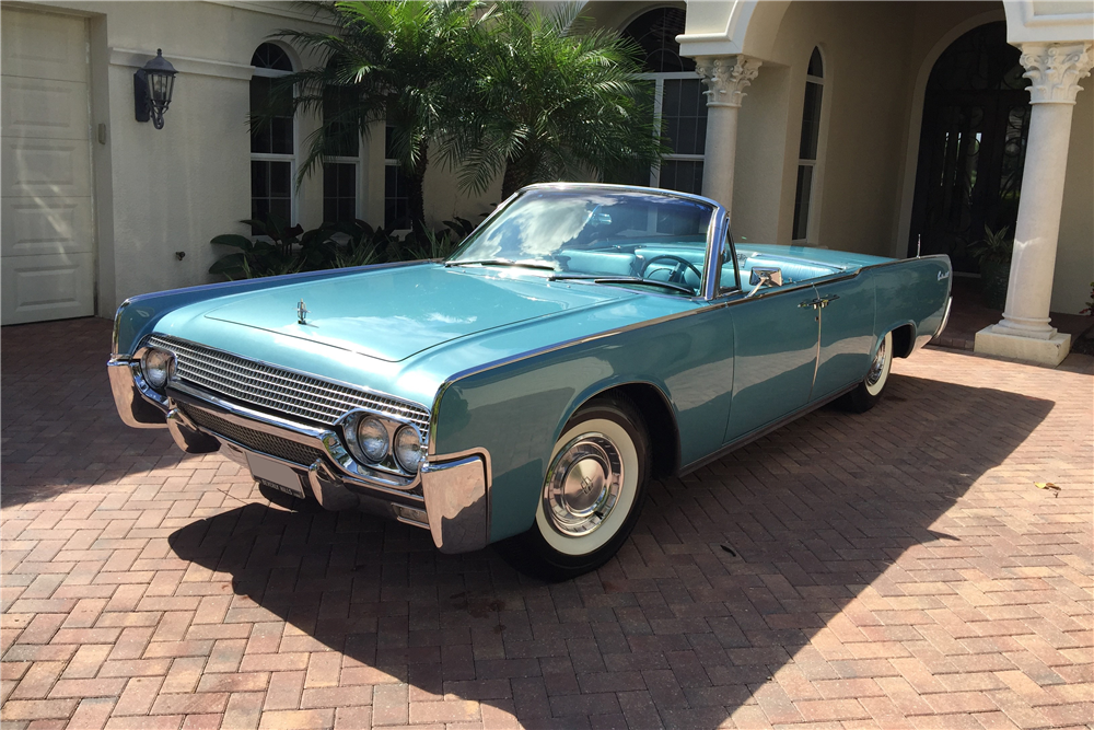 1961 LINCOLN CONTINENTAL CONVERTIBLE