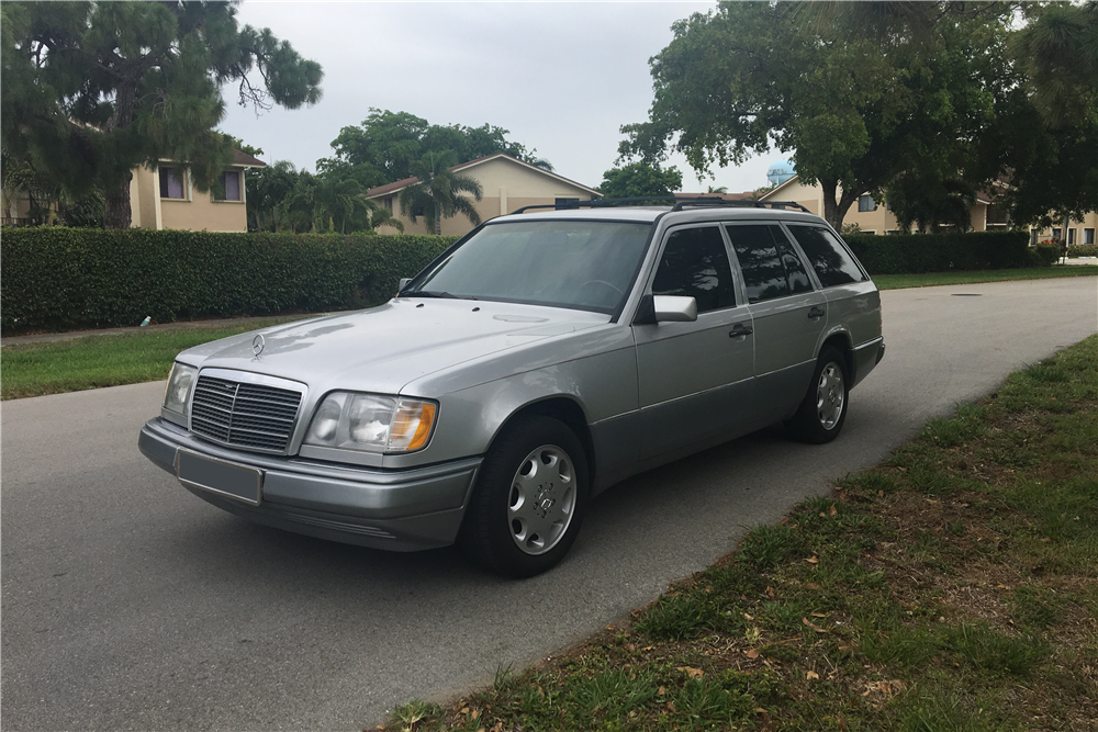 1995 MERCEDES-BENZ E320 WAGON