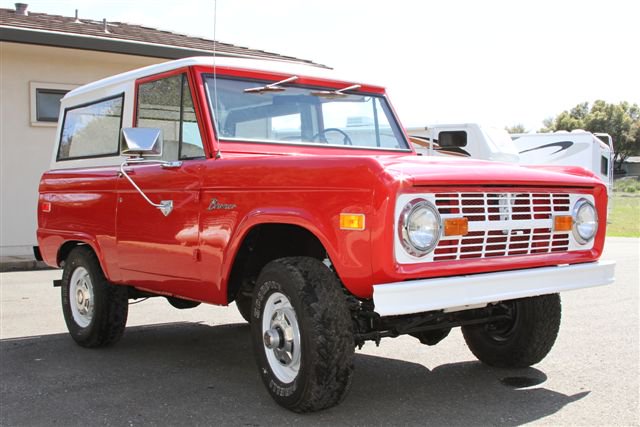 1974 FORD BRONCO SUV