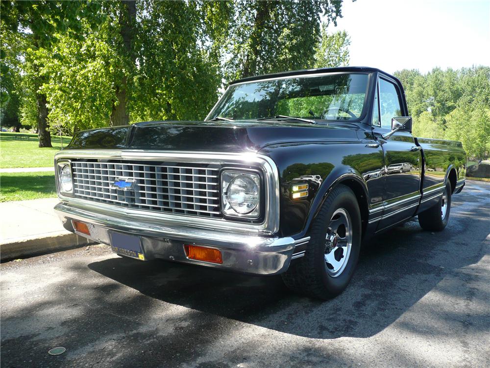 1972 CHEVROLET C-10 CUSTOM PICKUP