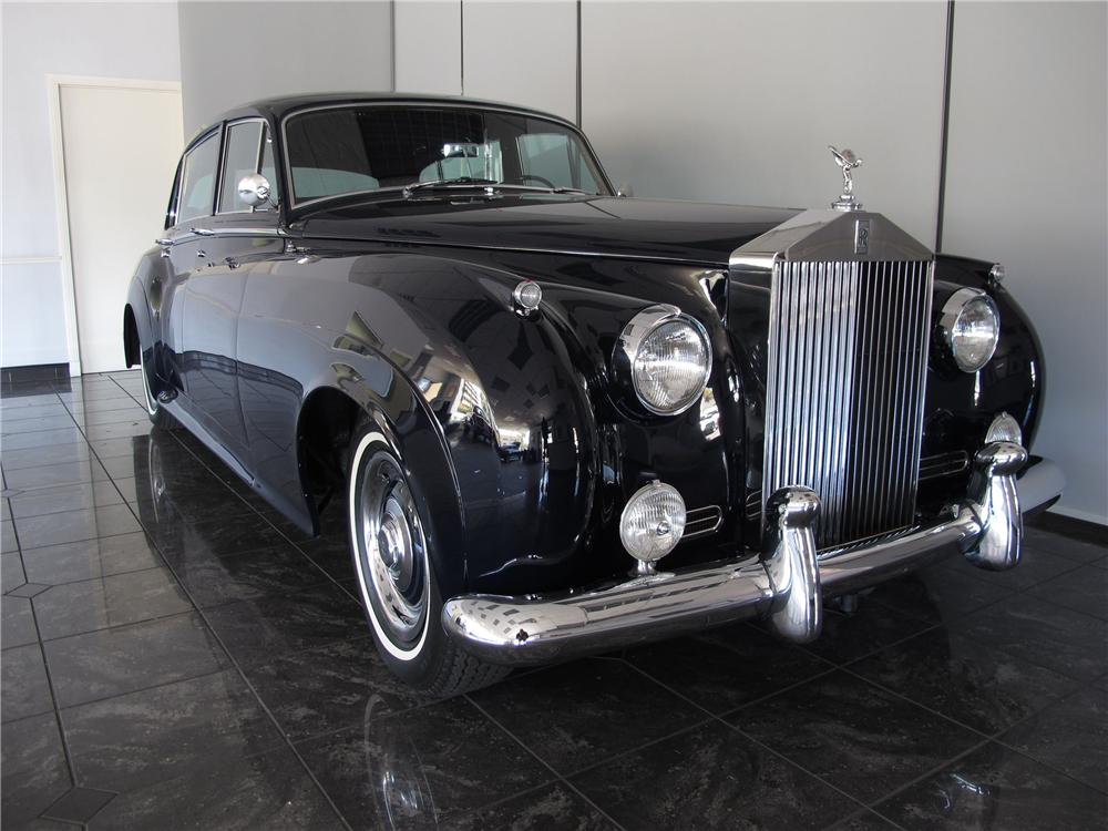 1961 ROLLS-ROYCE SILVER CLOUD II 4 DOOR SEDAN