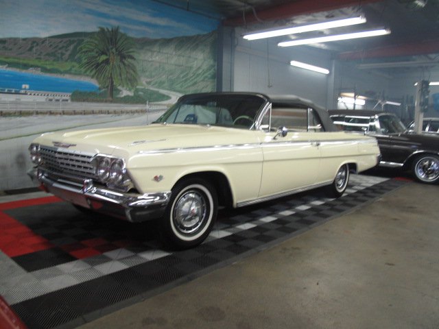 1962 CHEVROLET IMPALA SS CONVERTIBLE