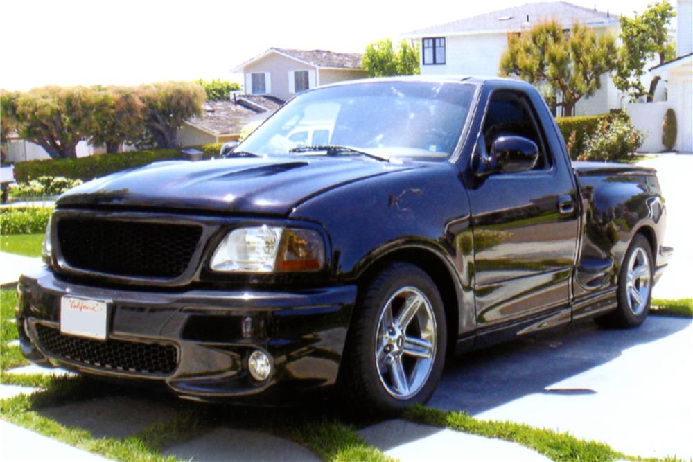 2003 FORD F-150 LIGHTNING CUSTOM PICKUP