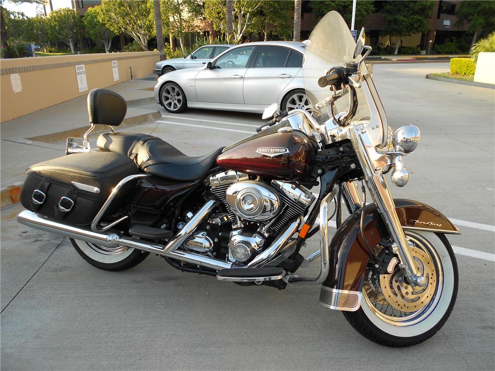 2007 HARLEY-DAVIDSON ROAD KING MOTORCYCLE