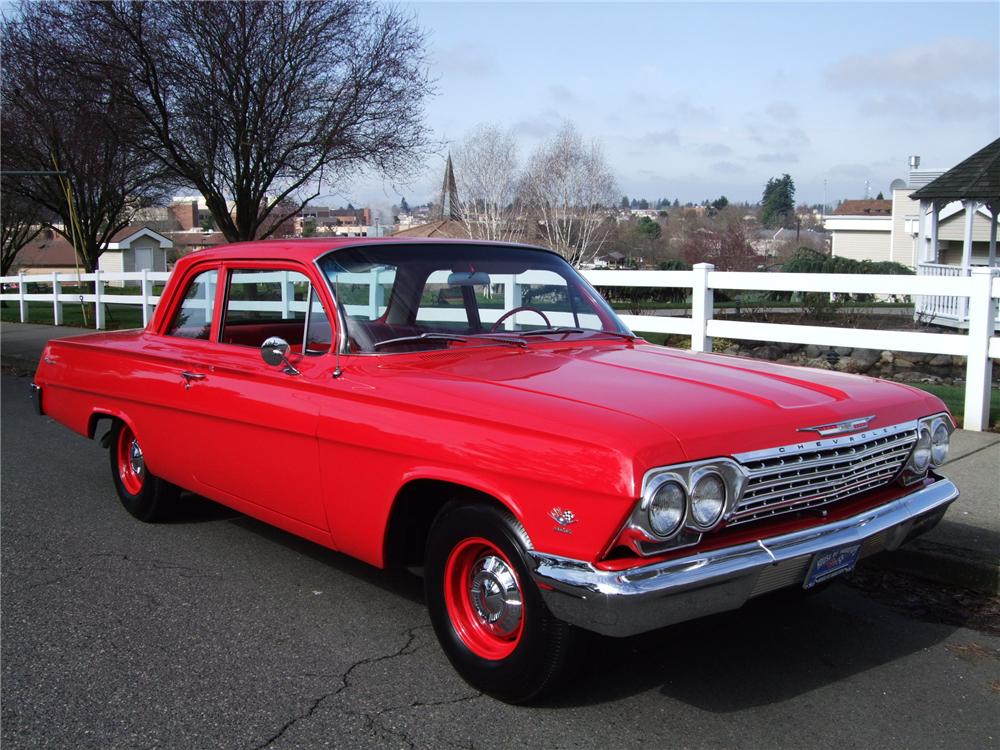 1962 CHEVROLET BISCAYNE 2 DOOR SEDAN