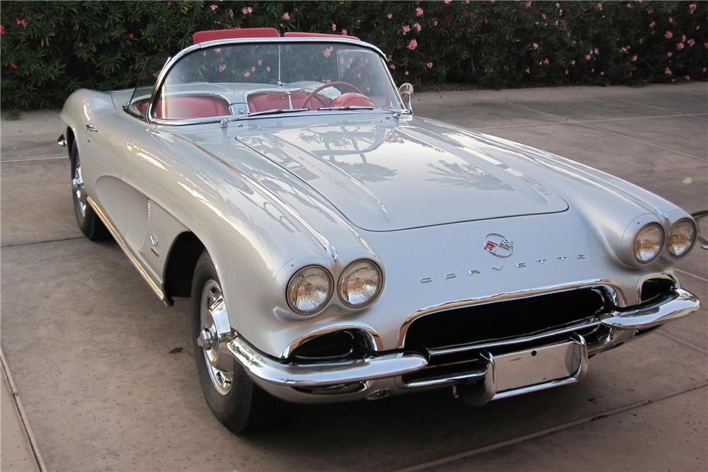 1962 CHEVROLET CORVETTE CONVERTIBLE