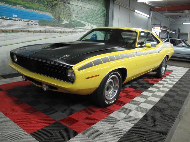 1970 PLYMOUTH CUDA AAR 2 DOOR COUPE