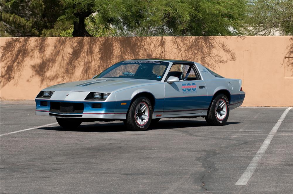 1982 CHEVROLET CAMARO Z/28 PACE CAR 2 DOOR COUPE