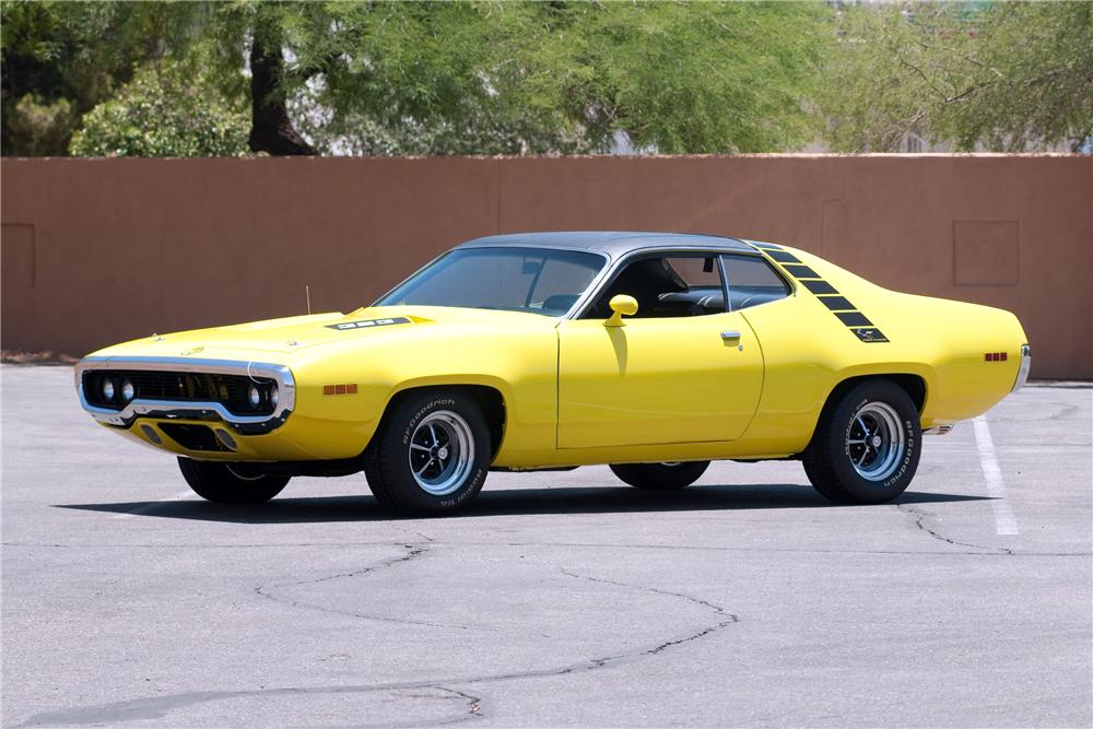 1971 PLYMOUTH ROAD RUNNER 2 DOOR COUPE