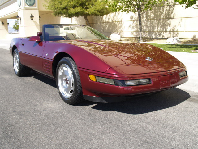 1993 CHEVROLET CORVETTE CONVERTIBLE