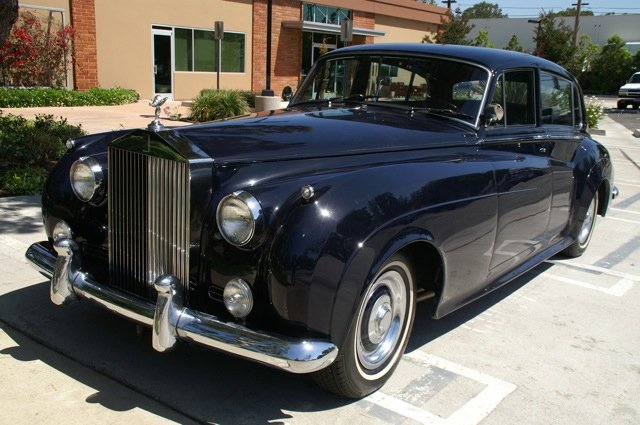 1961 ROLLS-ROYCE SILVER CLOUD II 4 DOOR SEDAN