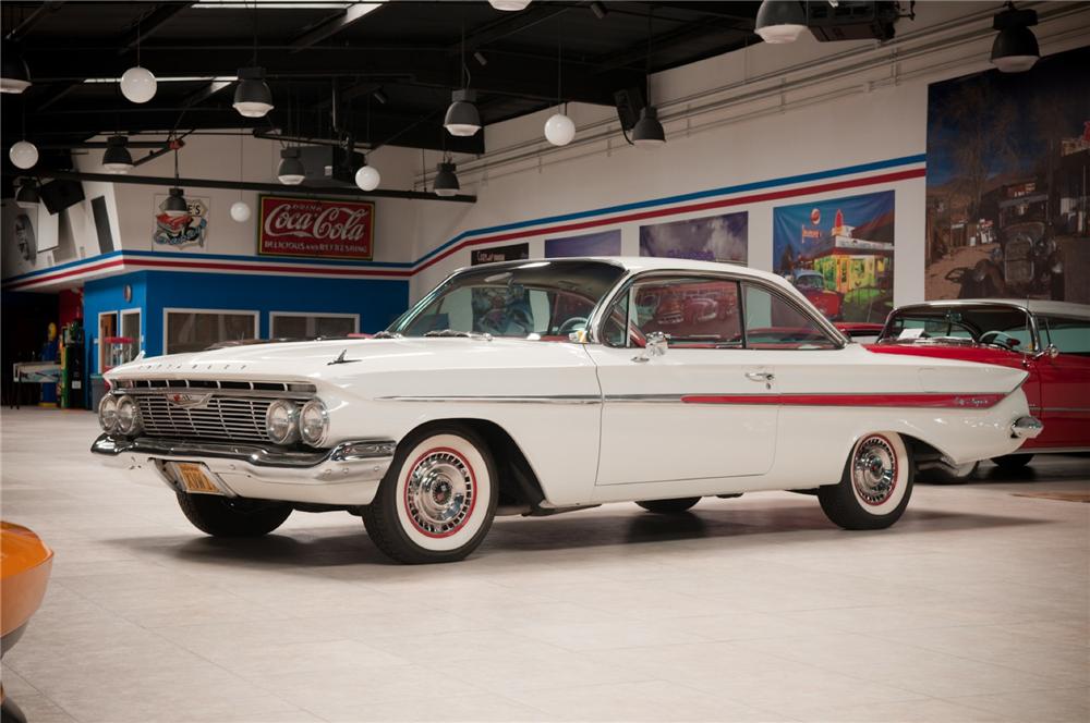 1961 CHEVROLET IMPALA 2 DOOR HARDTOP