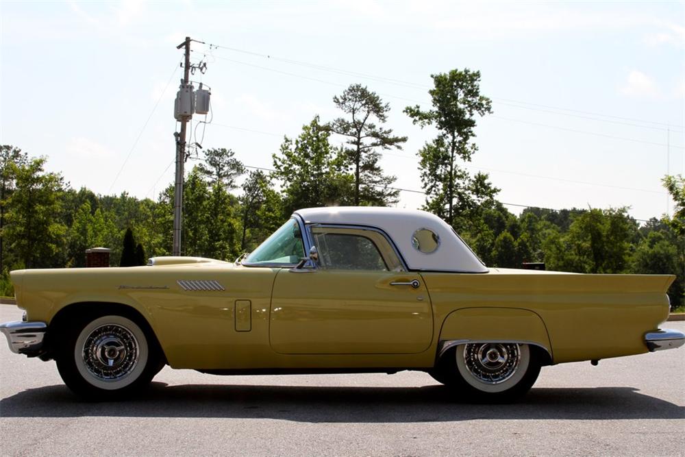 1957 FORD THUNDERBIRD E CONVERTIBLE