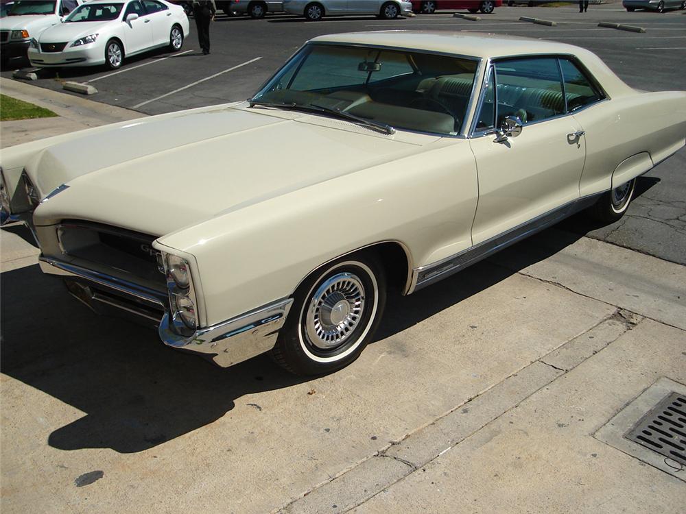 1966 PONTIAC GRAND PRIX 2 DOOR COUPE