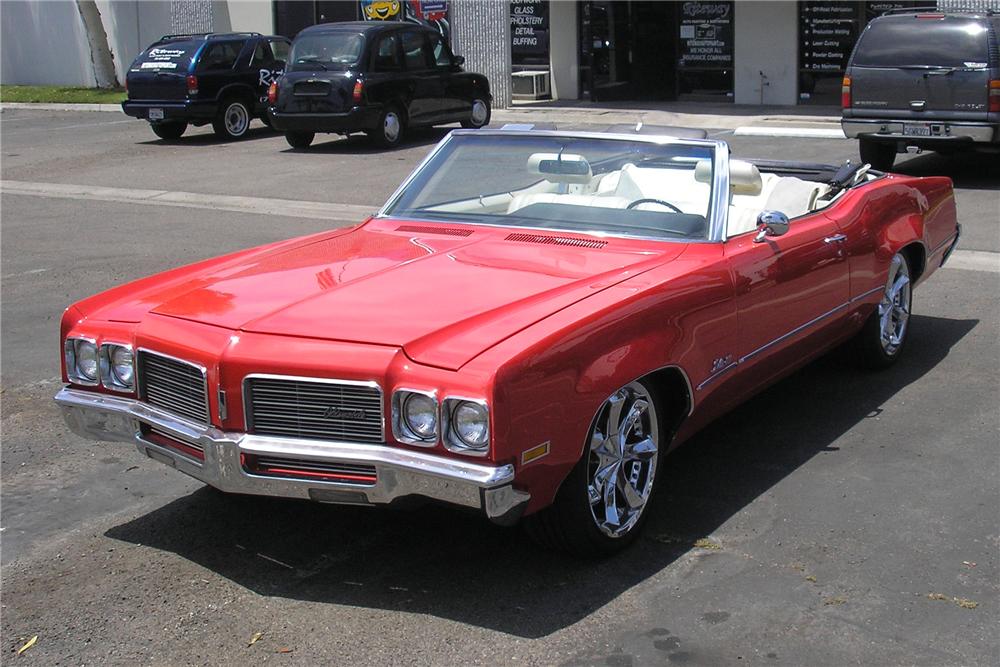 1970 OLDSMOBILE DELTA 88 CONVERTIBLE