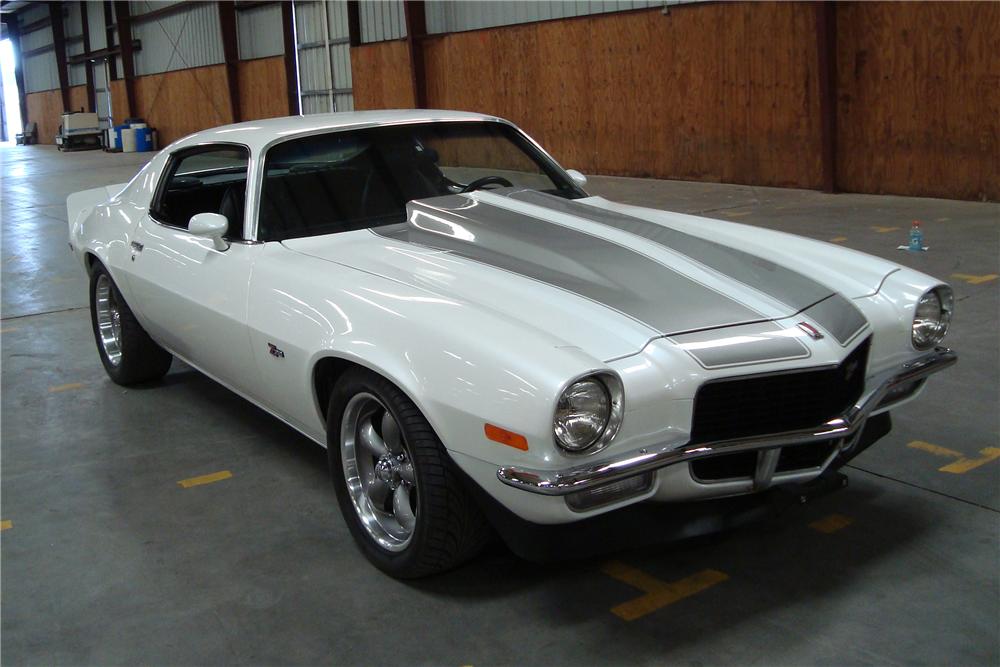 1971 CHEVROLET CAMARO 2 DOOR CUSTOM COUPE