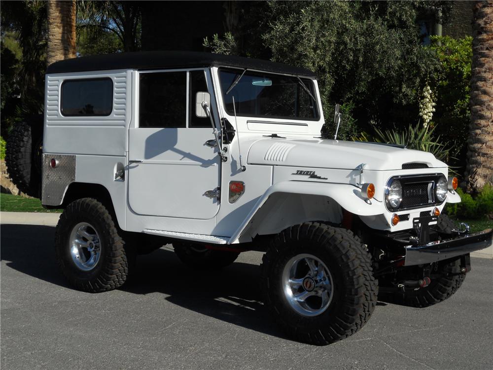 1964 TOYOTA LAND CRUISER FJ-40 SUV