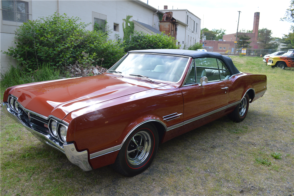 1966 OLDSMOBILE CUTLASS 442 CONVERTIBLE