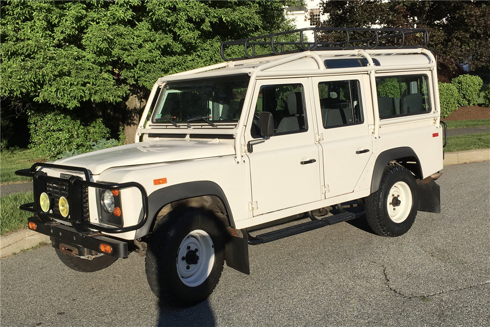 1993 LAND ROVER DEFENDER 110 4X4 SUV