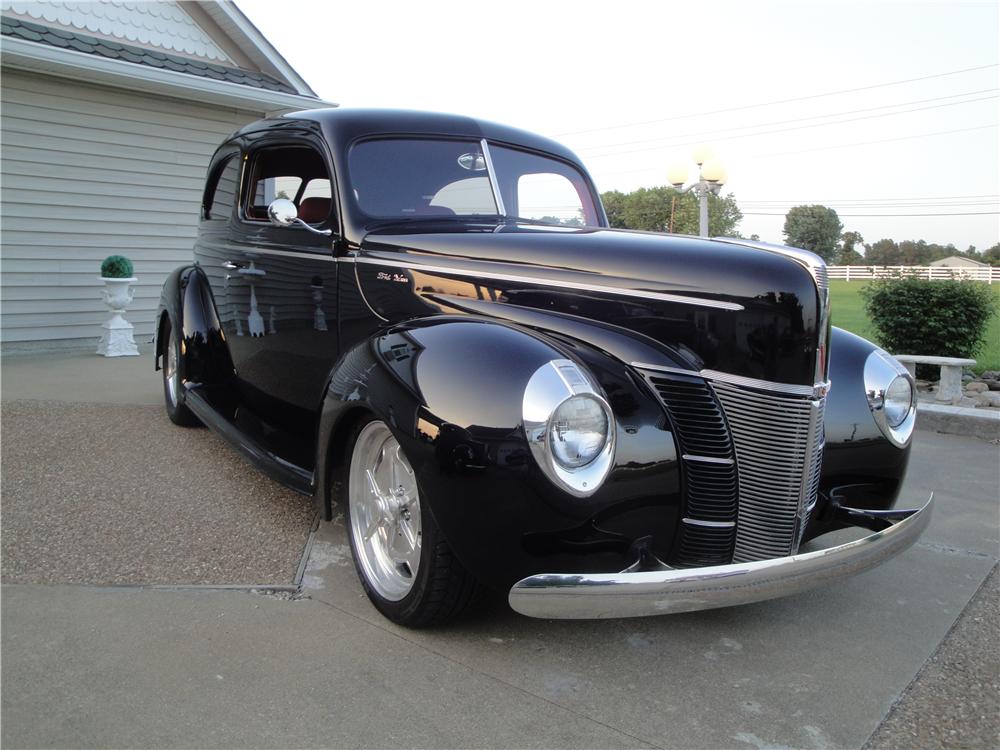 1940 FORD DELUXE CUSTOM 2 DOOR SEDAN