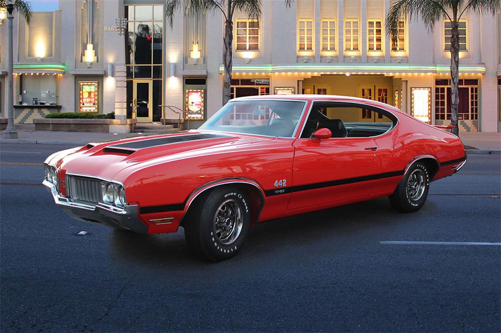 1970 OLDSMOBILE 442 W30 2 DOOR COUPE