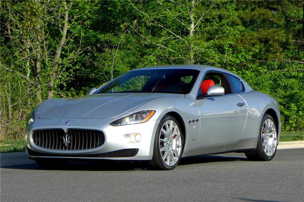 2010 MASERATI GRAND TURISMO 2 DOOR COUPE