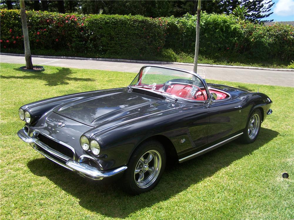 1962 CHEVROLET CORVETTE CUSTOM CONVERTIBLE