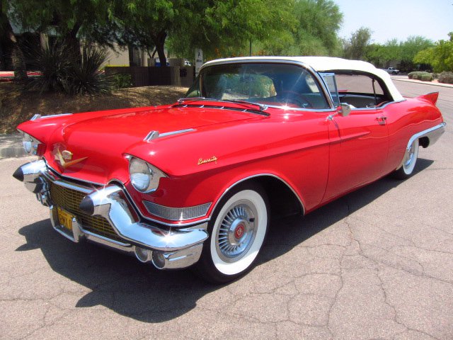 1957 CADILLAC ELDORADO BIARRITZ CONVERTIBLE