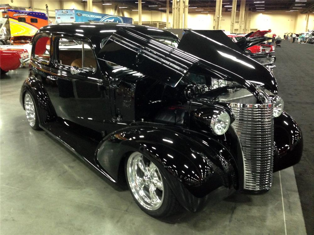 1938 CHEVROLET MASTER DELUXE CUSTOM 2 DOOR