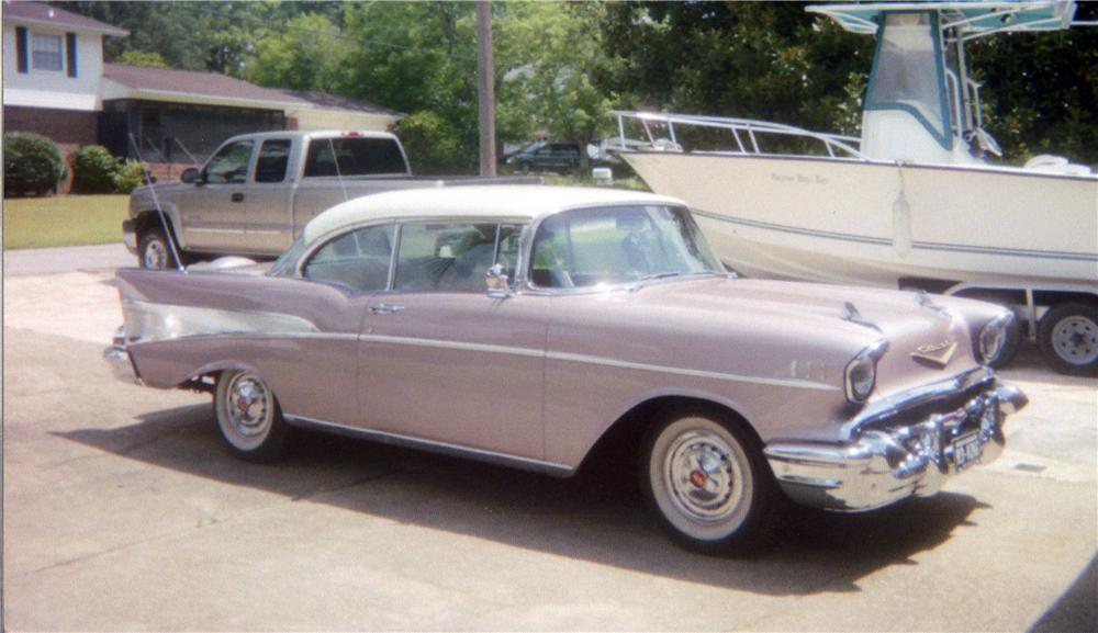 1957 CHEVROLET BEL AIR 2 DOOR HARDTOP