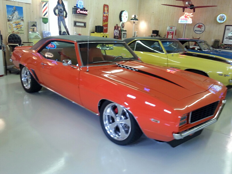 1969 CHEVROLET CAMARO CUSTOM 2 DOOR COUPE