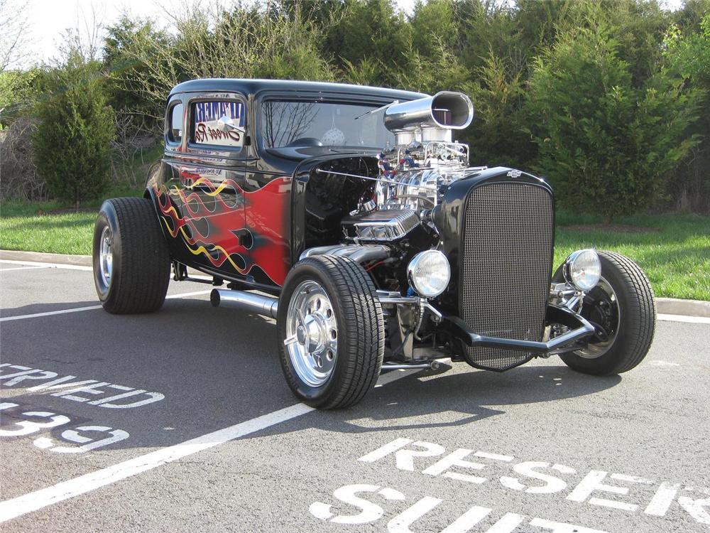 1932 CHEVROLET CUSTOM 2 DOOR COUPE