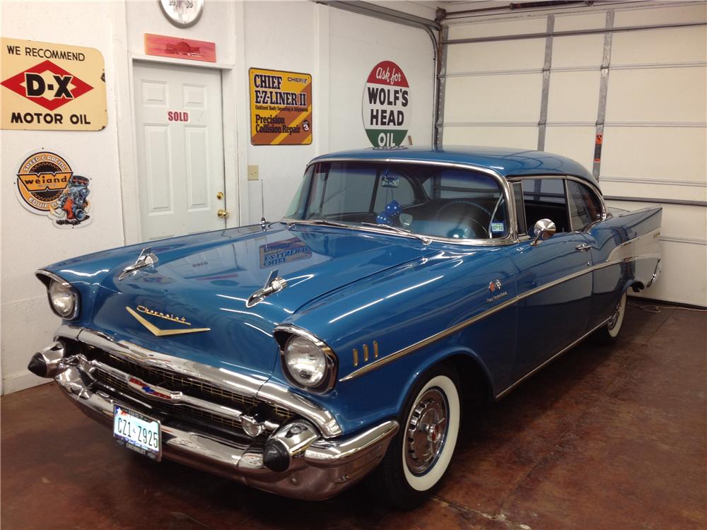 1957 CHEVROLET BEL AIR 2 DOOR HARDTOP