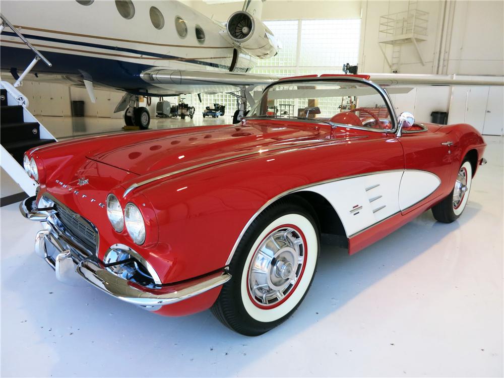 1961 CHEVROLET CORVETTE CONVERTIBLE