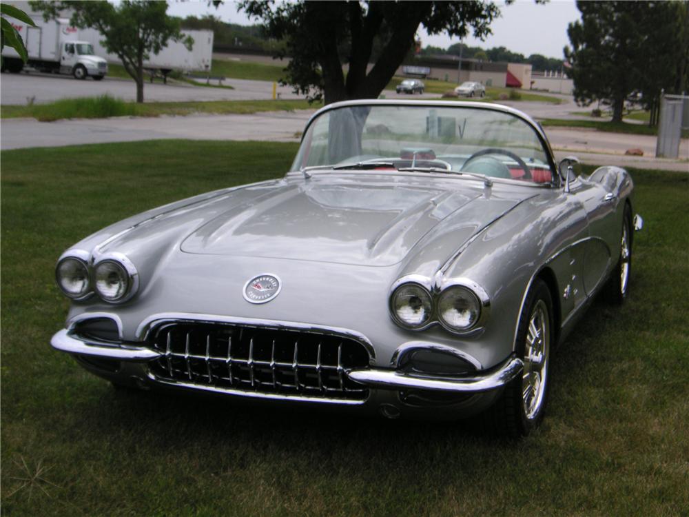 1960 CHEVROLET CORVETTE CUSTOM CONVERTIBLE