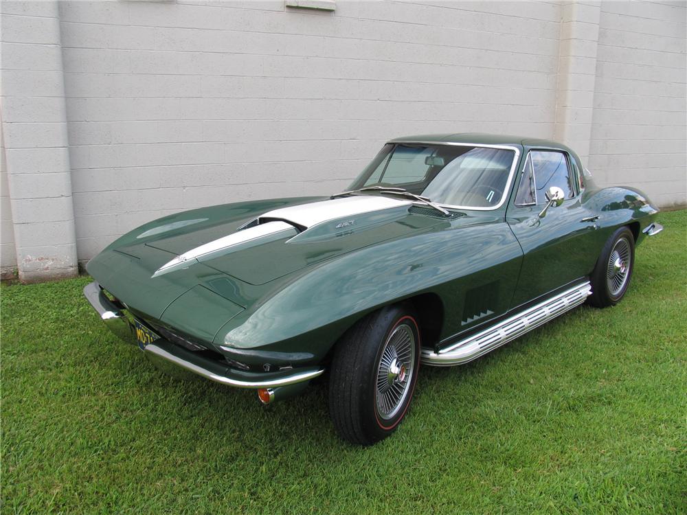 1967 CHEVROLET CORVETTE 2 DOOR COUPE