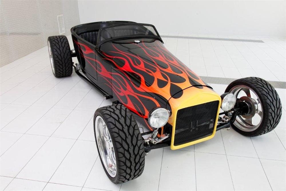 1923 FORD T-BUCKET CUSTOM ROADSTER