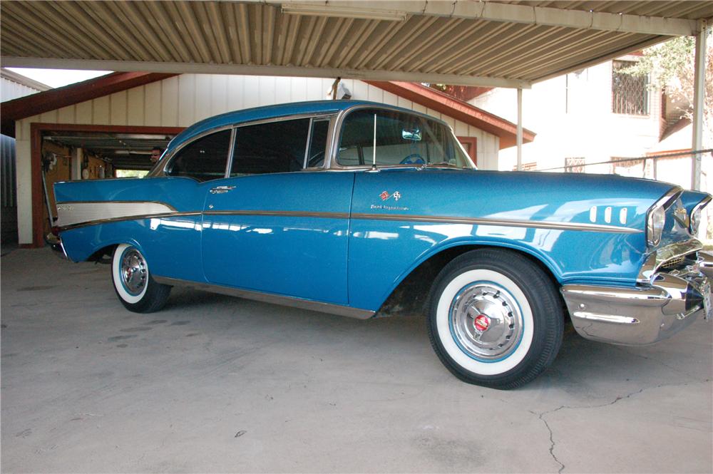 1957 CHEVROLET BEL AIR 2 DOOR HARDTOP