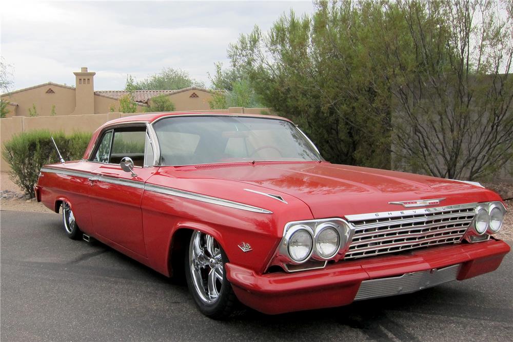 1962 CHEVROLET IMPALA CUSTOM COUPE