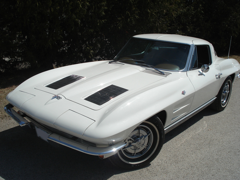 1963 CHEVROLET CORVETTE SPLIT WINDOW COUPE